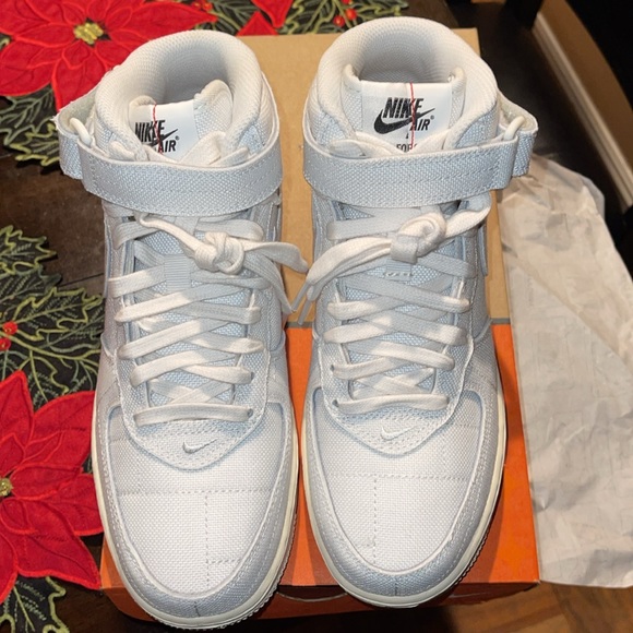 Women's Nike Air Force 1 - Picture 2 of 15